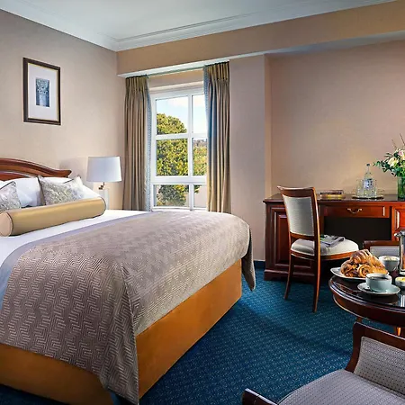 プラザ ＆ スパ ホテル