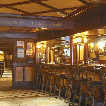 Killarney Plaza Hotel & Spa Hotel 4*