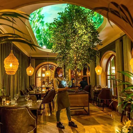 Killarney Plaza Hotel & Spa Hotel 4*