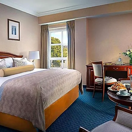 Plaza & Hotel Killarney
