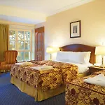 Plaza & 4* Килларни