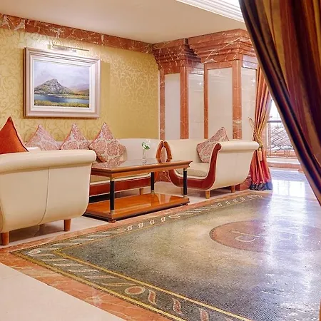 Plaza Hotel&spa